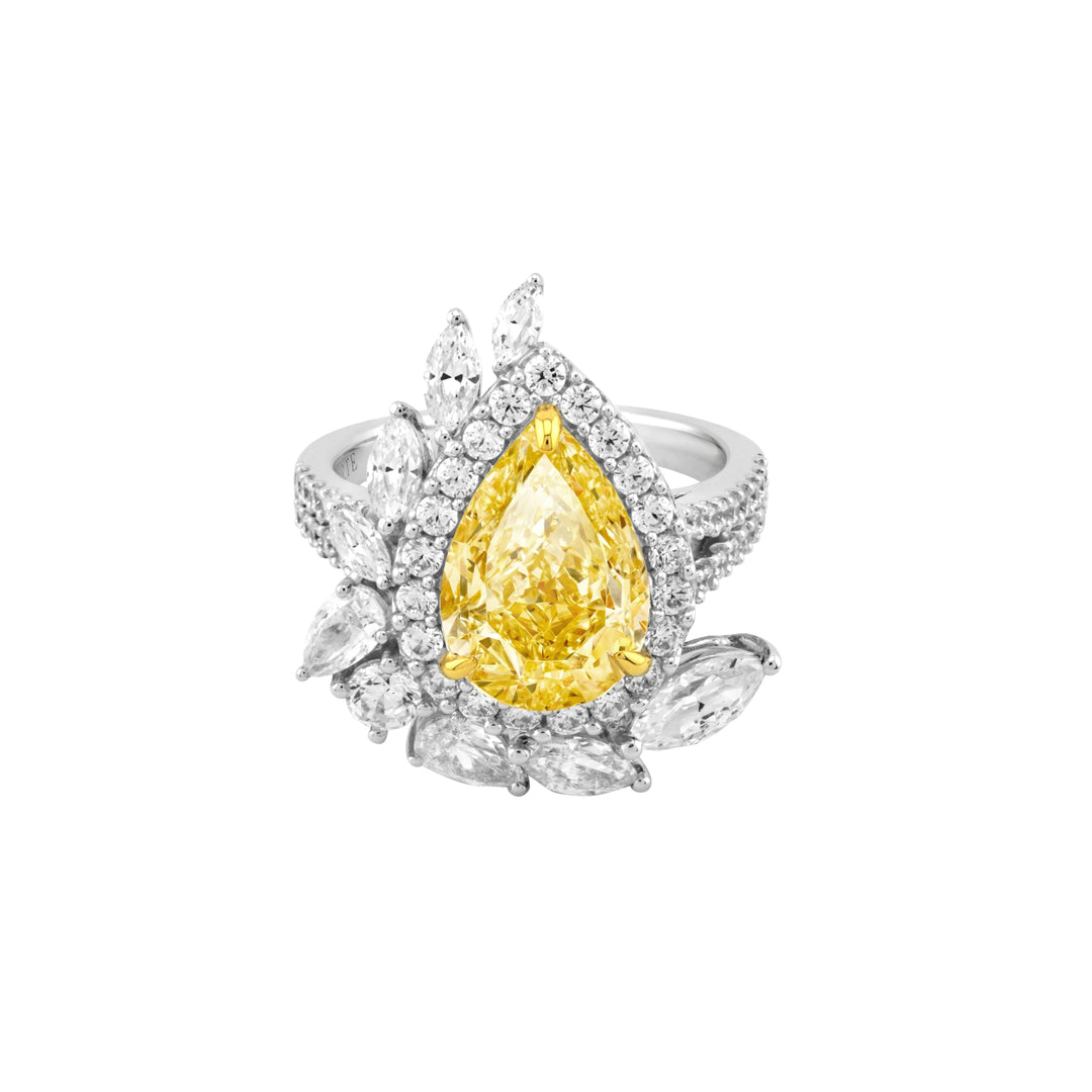 CASA REAL Imperial Statement Ring