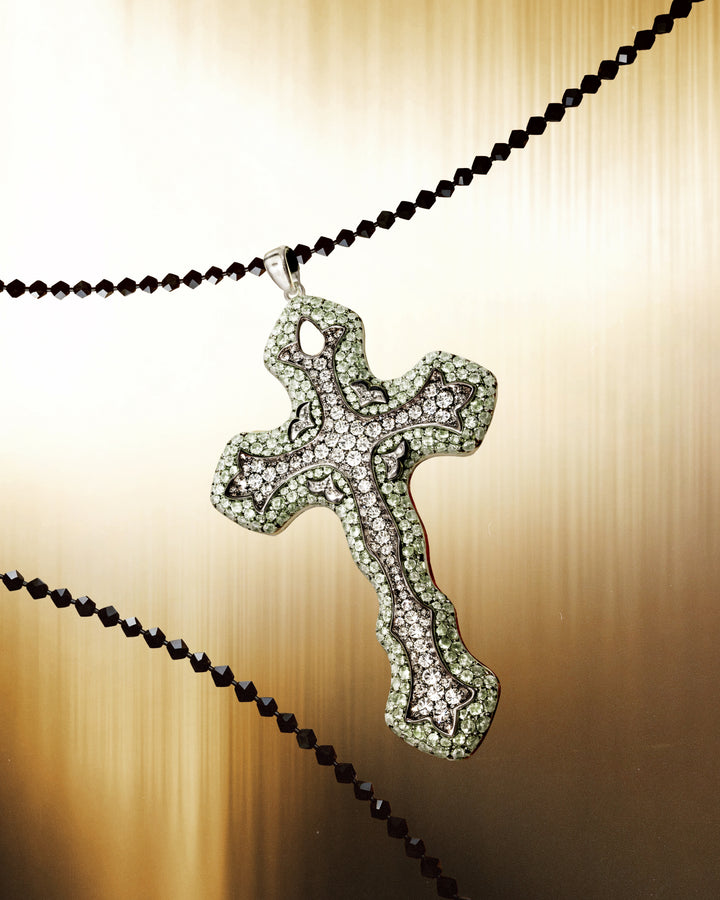 CRUZ Gothic Cross Pendant Necklace