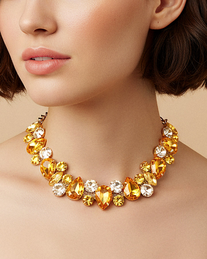 PET IT ON Cluster Necklace - Citrine Yellow - ARTĒ Madrid
