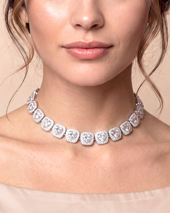 PET IT ON Heart-shaped Rivière Necklace - White (Copy) - ARTĒ Madrid