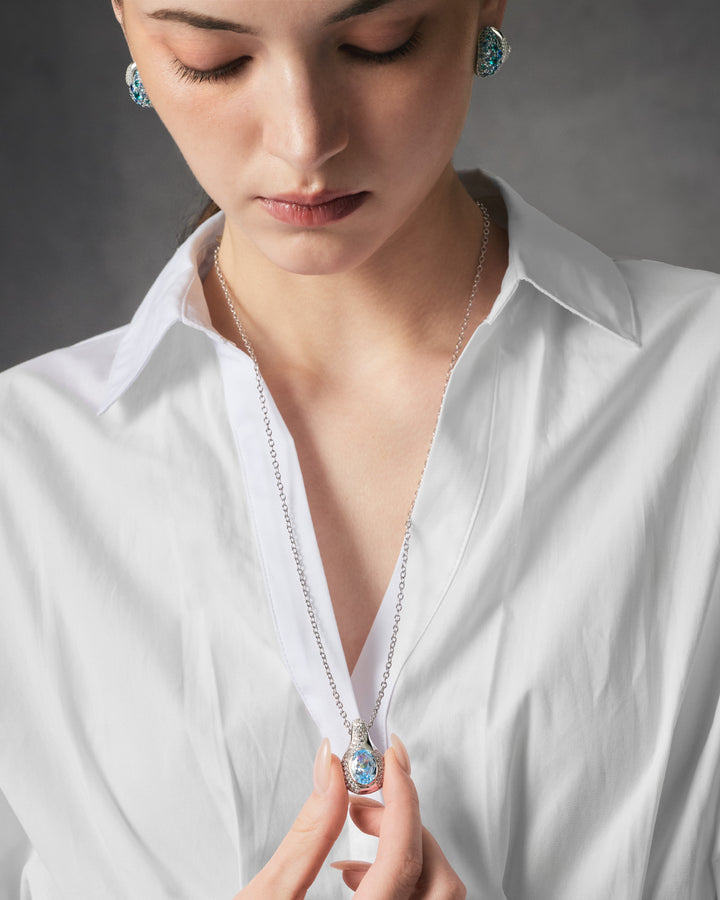 SIERRA Pavé Drop Pendant Necklace - ARTĒ Madrid